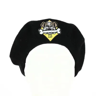 Beret femme en Laine broderie chien Fantaisie-Chapellerie Traclet -Noir Reference : 7315 | Chapellerie Traclet