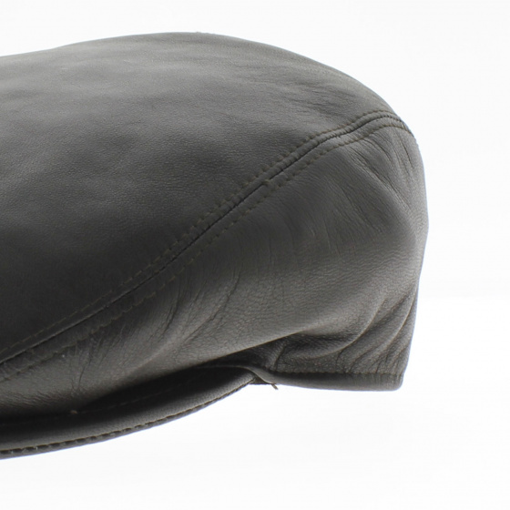 Flat leather cap