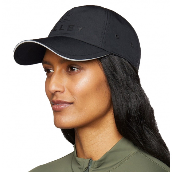Black Waterproof All Weather Baseball Cap - Tilley