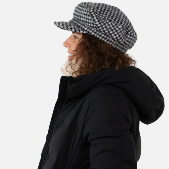 Giana Black Sailor Cap - Barts