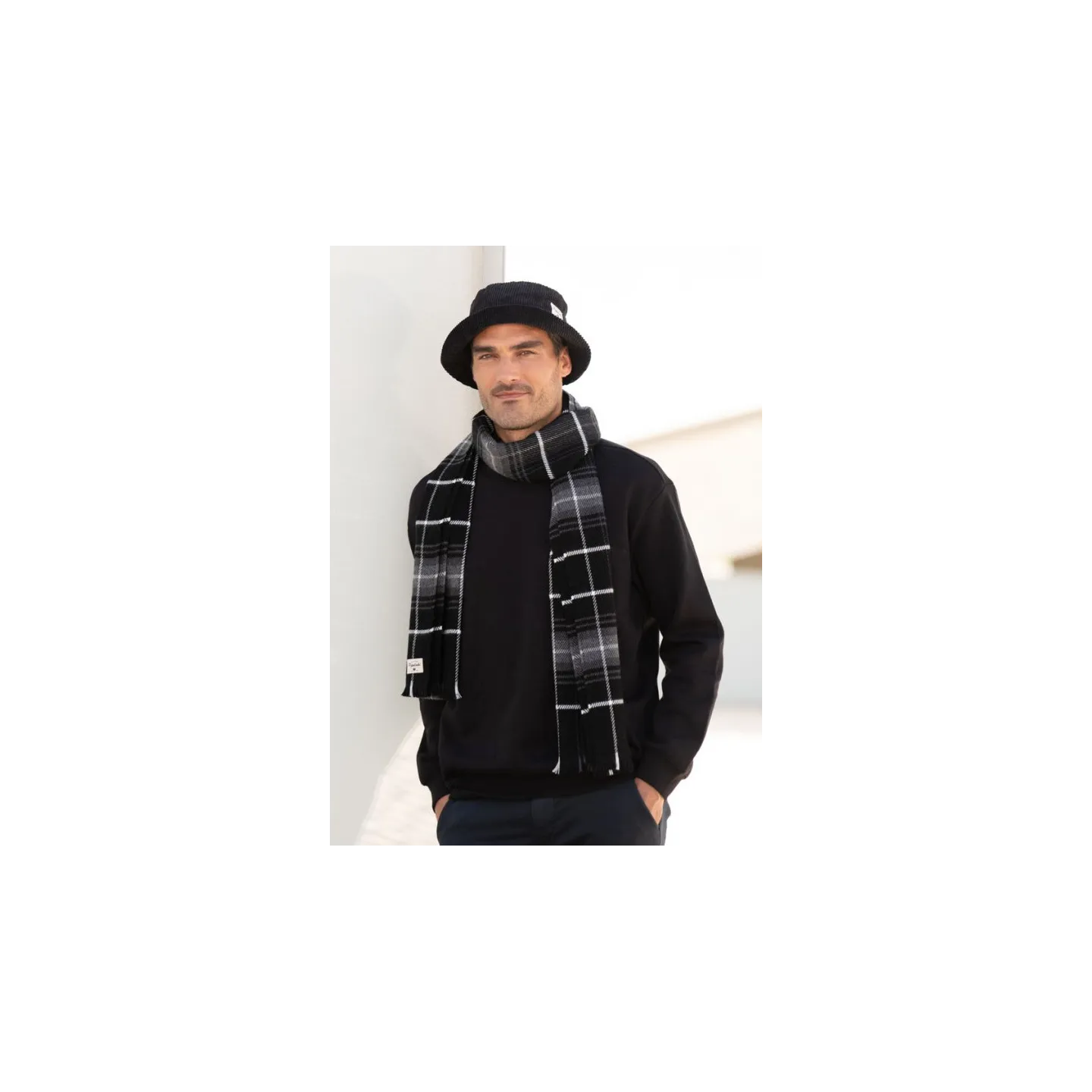Men's Robin Navy Scarf - Pipolaki   Reference: 18967| Chapellerie Traclet
