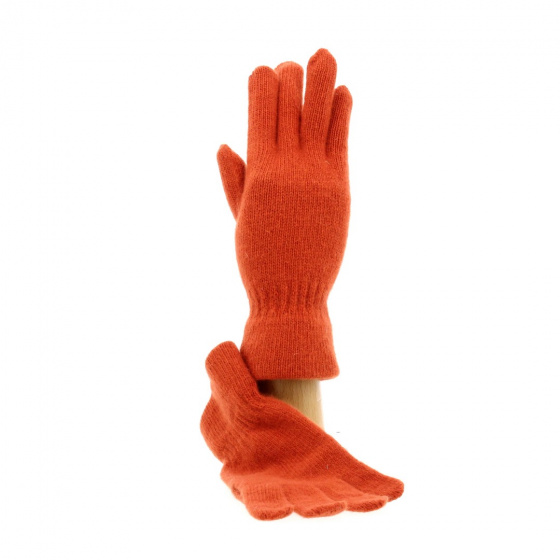 Women's wool gloves