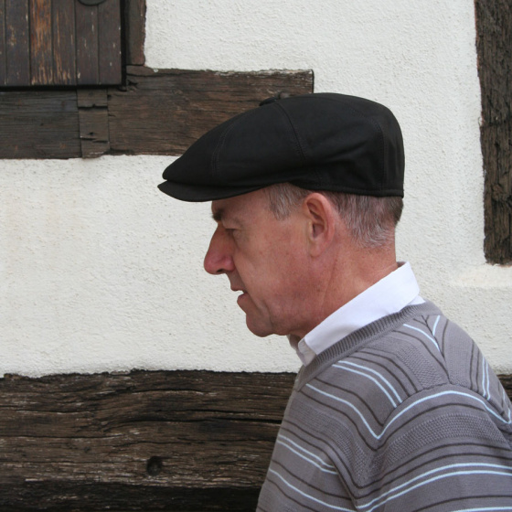 Bach leather cap