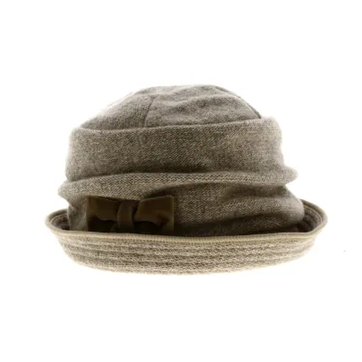 Beige Winter Hat for Women - Traclet Reference: 19312 | Traclet Hat Shop