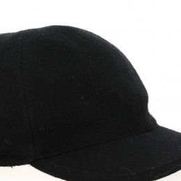 Black Baseball Cap with Ear Flaps - Traclet