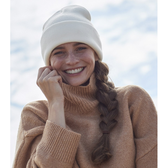 Long White Acrylic Beanie - Beechfield