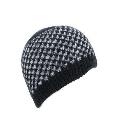 Two-Tone Angora Bee Beanie - Traclet Reference: 21382 | Traclet Hat Shop