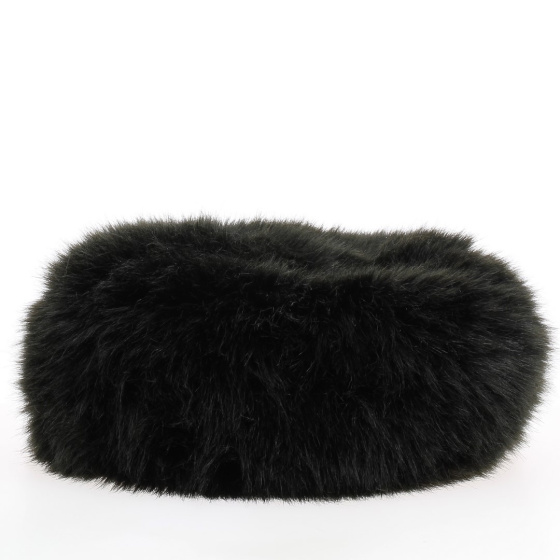 Black fur hat