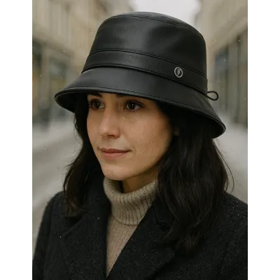 Chapeau de pluie - Cloche Modica Cuir Noir - Flechet  Reference : 22459| Chapellerie Traclet