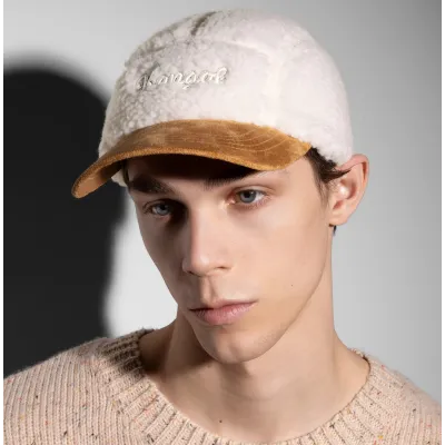 Strapback Script Faux Sherpa Cap - Kang Reference: 22472| Chapellerie Traclet