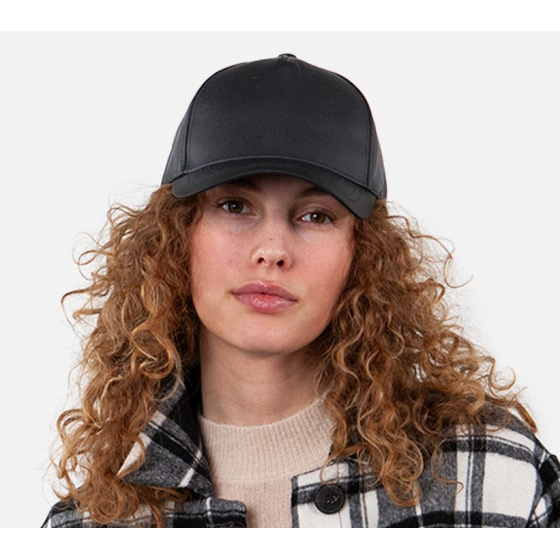 Courtnie Waterproof Black Baseball Cap - Barts