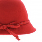 Chapeau cloche rouge