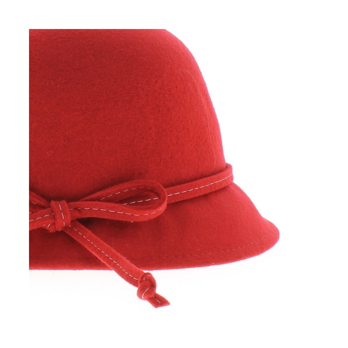 red cloche hat