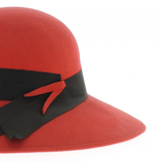 Capeline camille Capeline camille