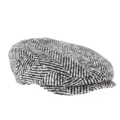 Winter bandera cap black and white chevron