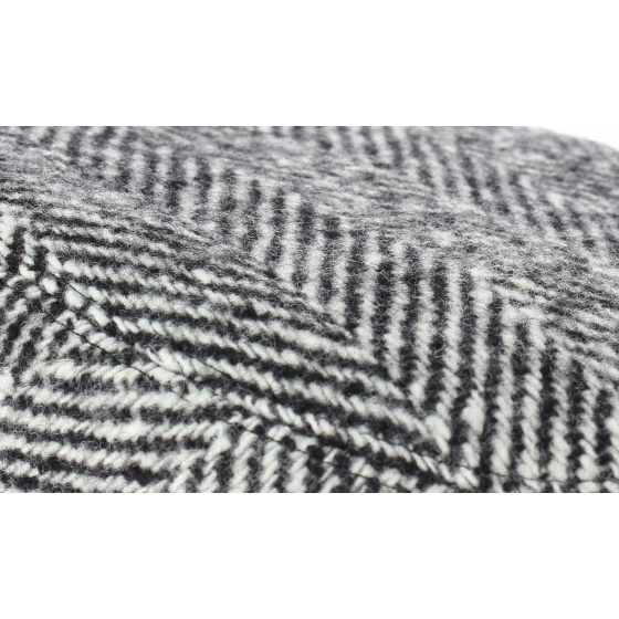 Winter bandera cap black and white chevron
