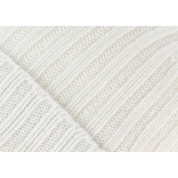 Natural cashmere hat