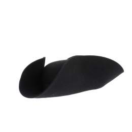 Alsatian Tricorn