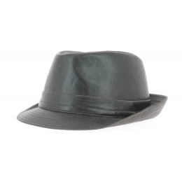 Hold hat