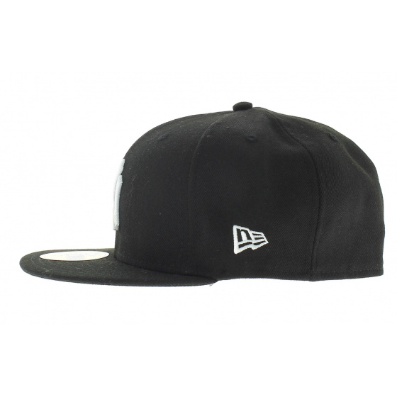 New York Yankees Cap Black on White 59FIFTY