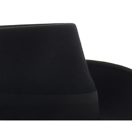 D'Artagnan hat D'Artagnan hat