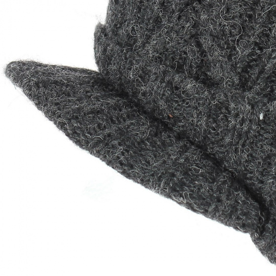 The Yukon Brim Coal black beanie