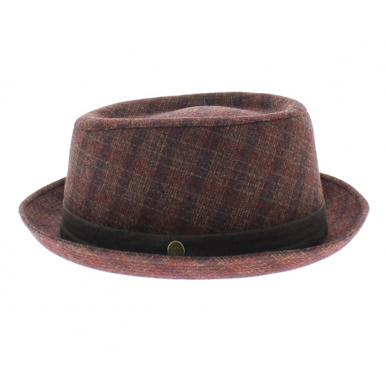 Red Guerra porkpie hat