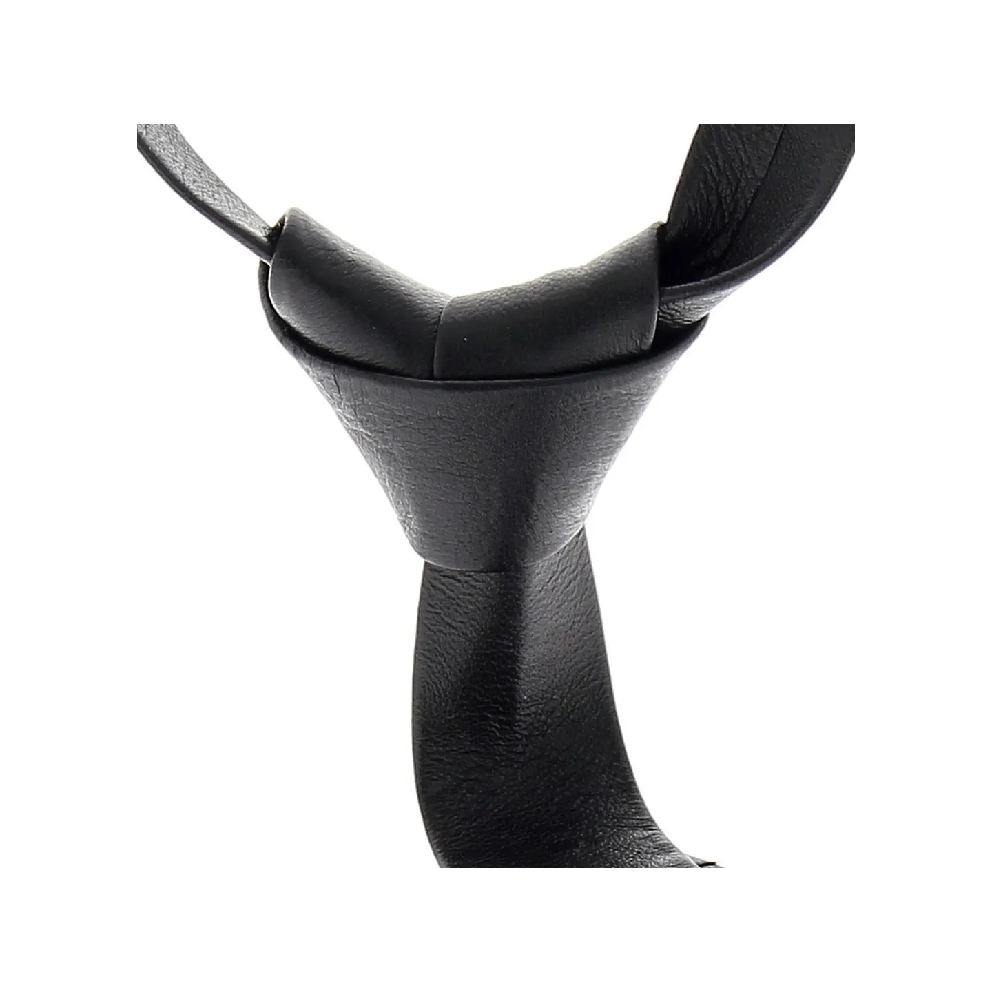 cravate ficelle en cuir véritable Reference : 1736 | Chapellerie Traclet