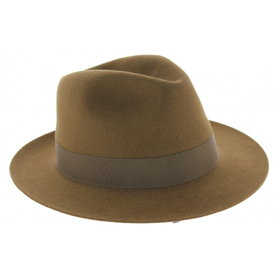 Wide-brimmed rabbit felt hat Wide-brimmed rabbit felt hat