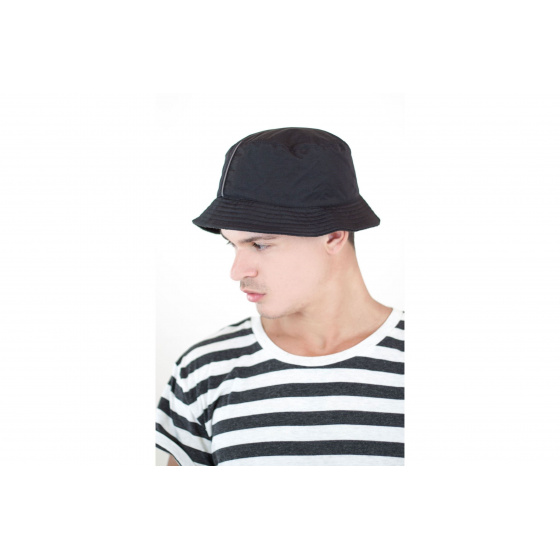 Black Rolley reversible rain bucket hat