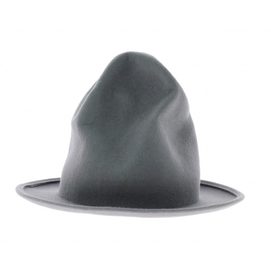 grey pharrell hat
