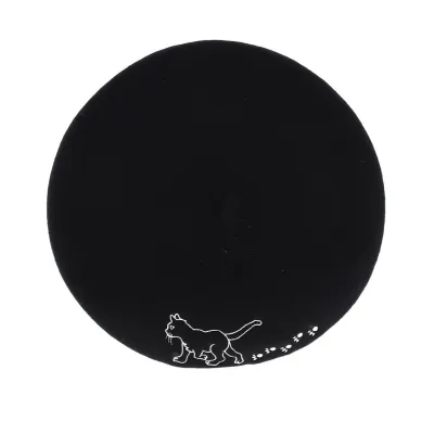 Beret Broderie- Cat and paws