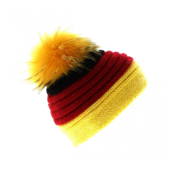 Munich Pom-Pom Beanie - German