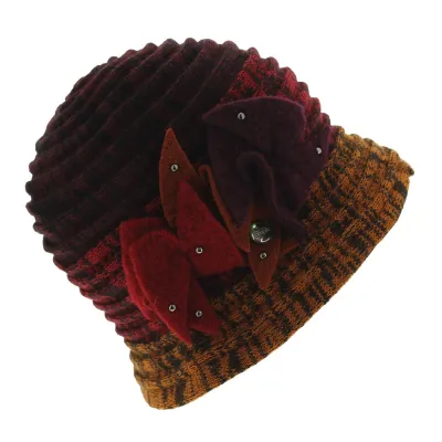 Red Acrylic Split Cloche Hat - Traclet Reference: 3117 | Traclet Hat Shop