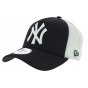 Clean Yankees of NY Trucker Snapback Cap - New Era