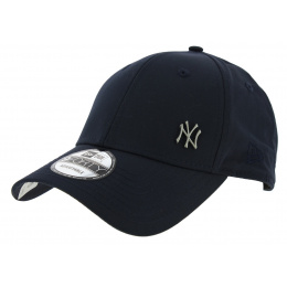 Flawless Strapback Cap Waterproof Style Navy - New Era
