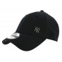 New Era Flawless Style Waterproof Strapback Cap in Black