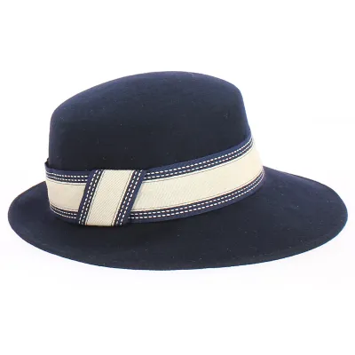 Giuditta - Navy felt cap - Grambes Reference: 5399 | Traclet Hat Shop