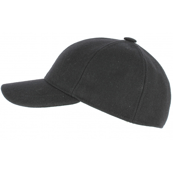 Black Gang Ear Warmer Cap - Crambes Black Gang Ear Warmer Cap - Crambes