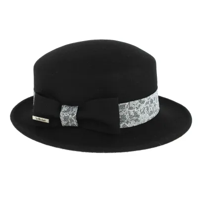 Chapeau Noir Emeline avec imprimé dentelle Blanc -Traclet  Reference : 8459 | Chapellerie Traclet