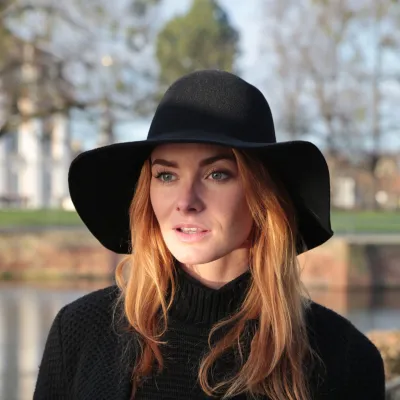 Garbo Black Wool Felt Wide-Brimmed Hat - No Hats Reference: 2636 | Traclet Hat Shop