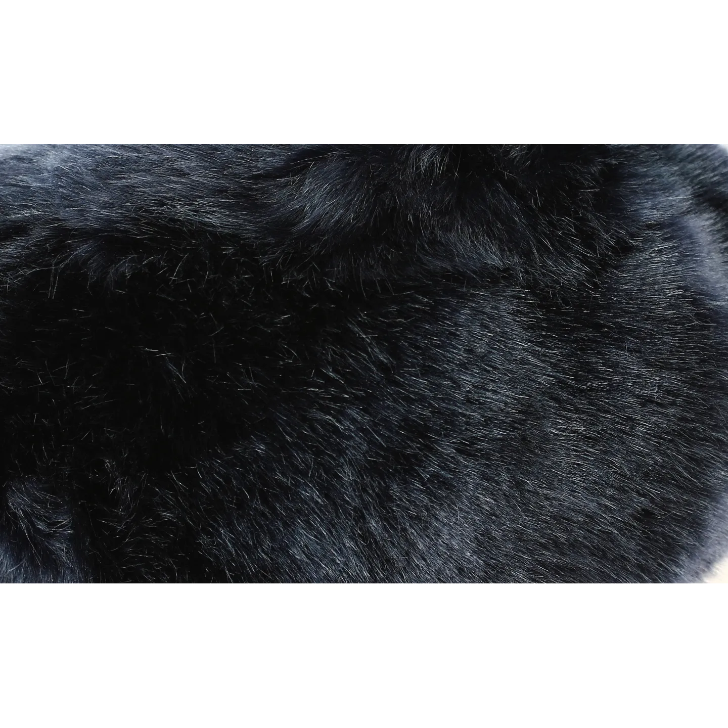 Toque Courchevel Fausse Fourrure Marine - Traclet Reference : 8920 | Chapellerie Traclet