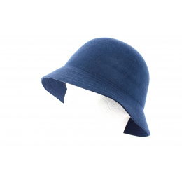 Tweed hat