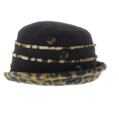 Adeline Traclet hat