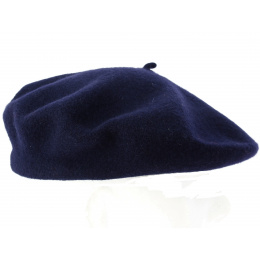 Basque advertising Beret