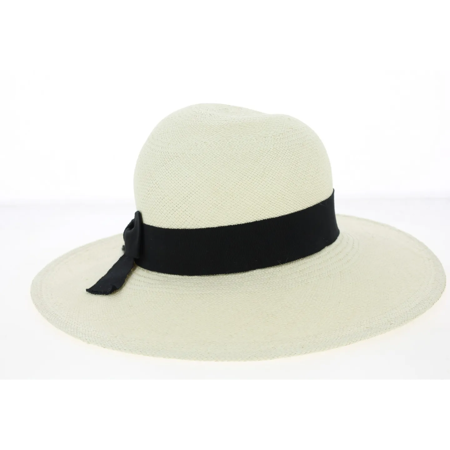 White Finja Panama Wide-Brimmed Hat -Mayser  Reference: 2481 | Traclet Hat Shop