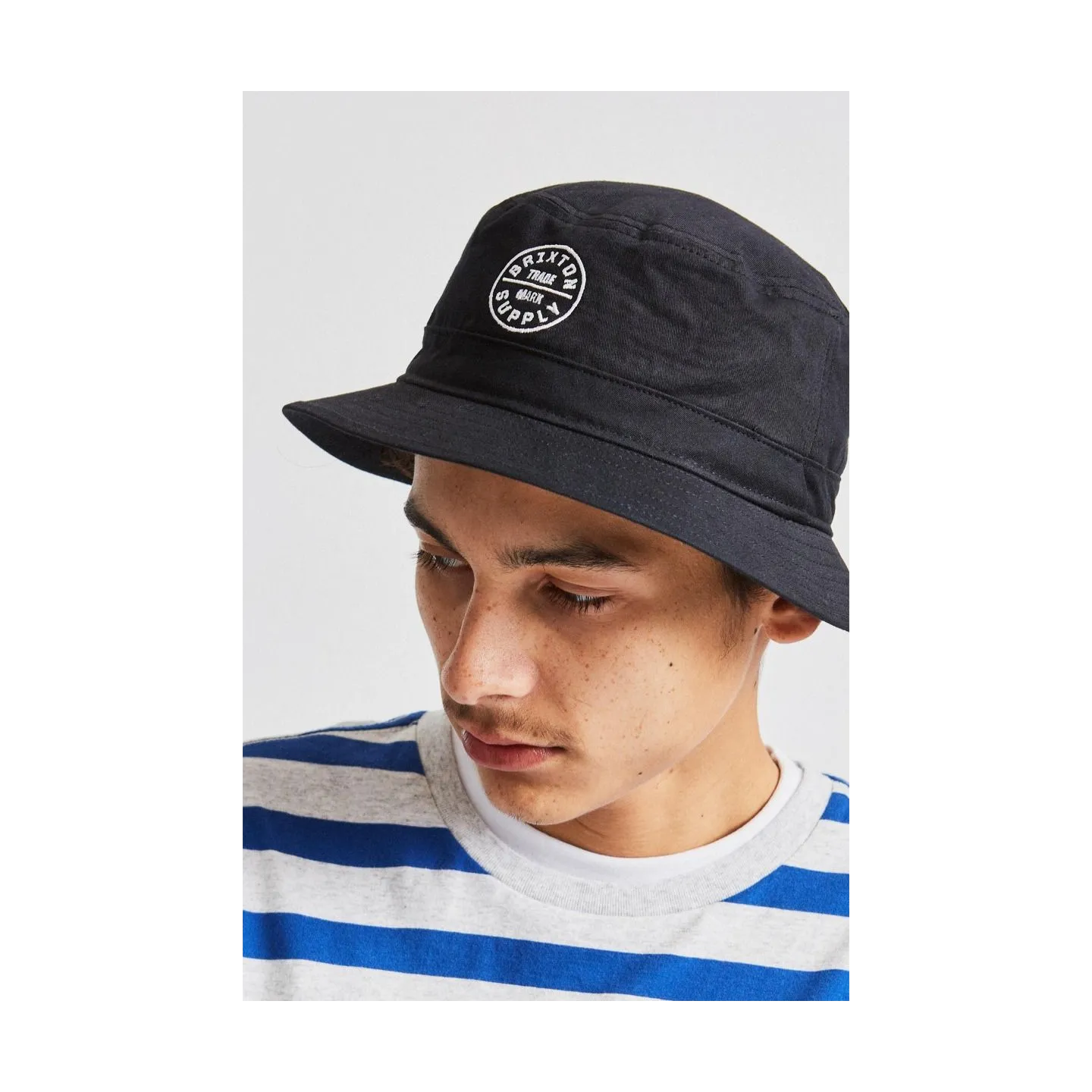 Chapeau Bob Oath Coton Noir- Brixton Reference : 10063 | Chapellerie Traclet