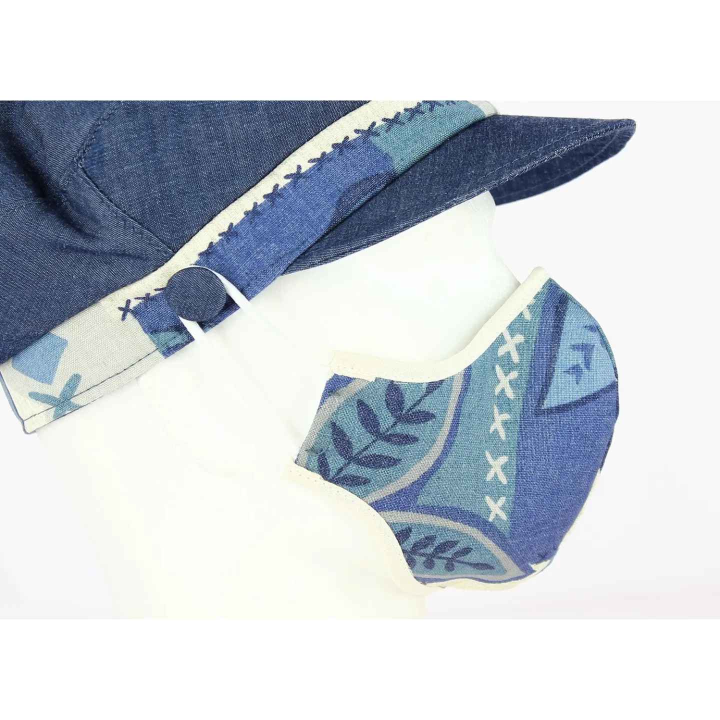 Stewart Cap + White & Blue Hawaii Cotton Mask Kit - Traclet Reference: 10369 | Traclet Hat Shop
