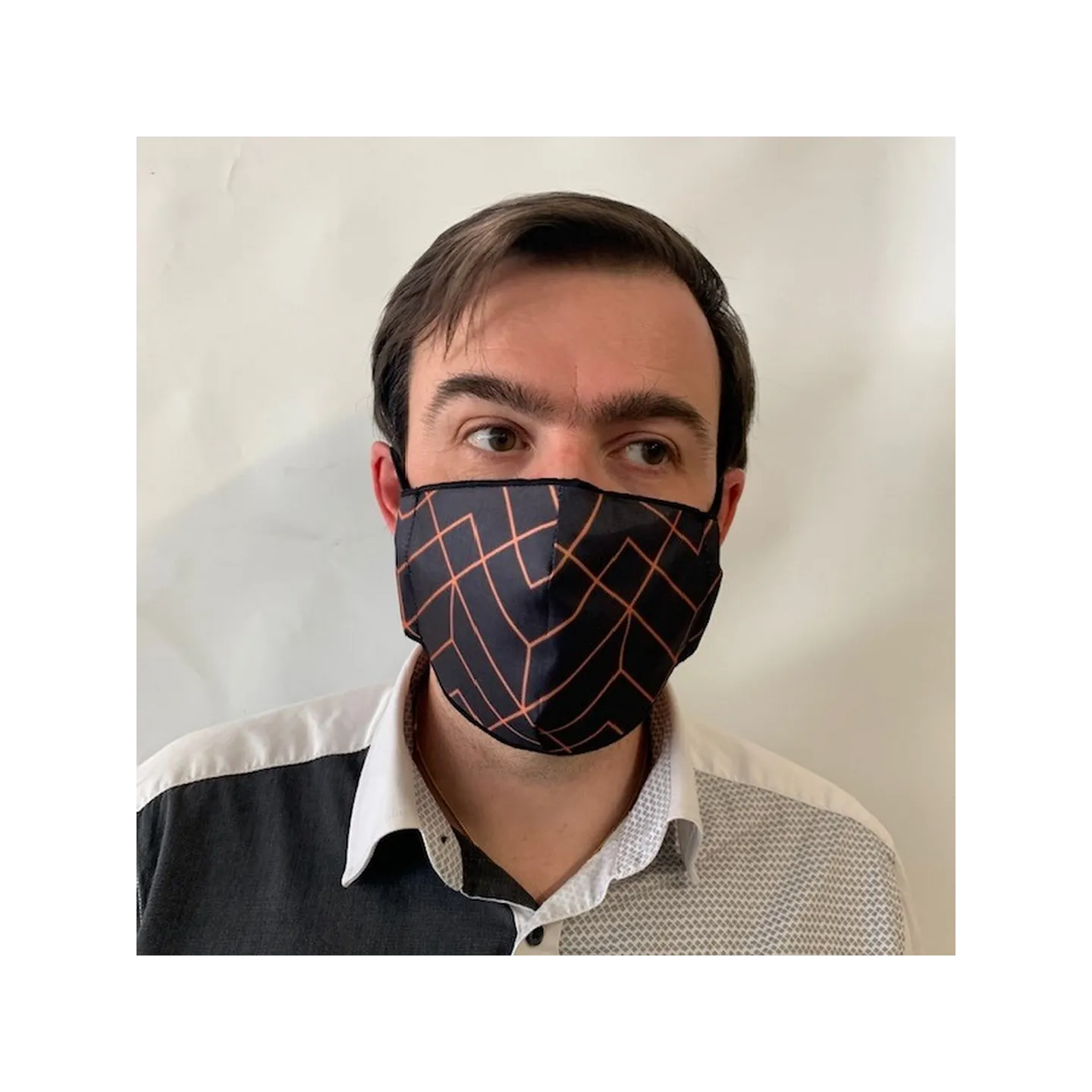 Geometric Fancy Mask with Black Elastic - Traclet Reference: 10373 | Traclet Hat Shop