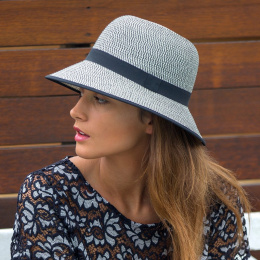 Chapeau Cloche Anna Black & White- Emthunzini Hats